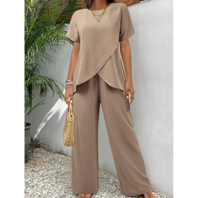 Lorina™ Ensemble Doux et Élégant | Blouse Asymétrique et Pantalon Décontracté